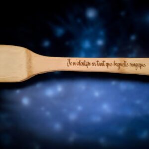 spatule en bois je m'identifie